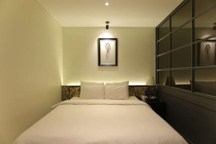 Room 66 of 190