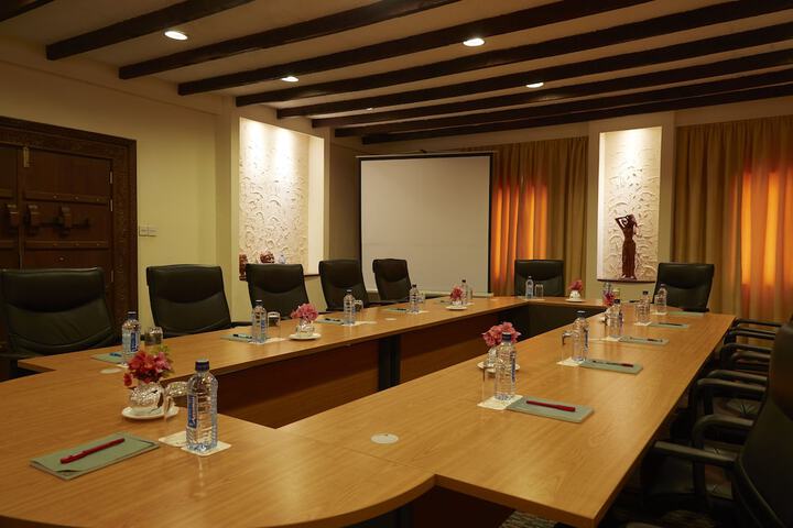 Business Center 132 of 195