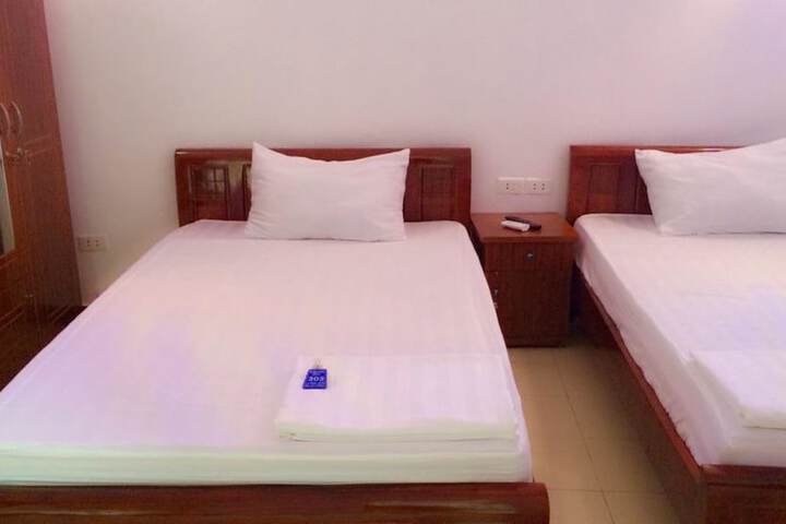 Room 14 of 40