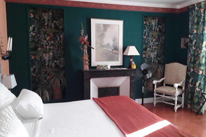 Room 7 of 46