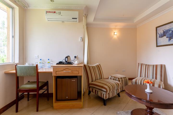 Room 12 of 74