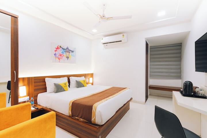 Room 30 of 90