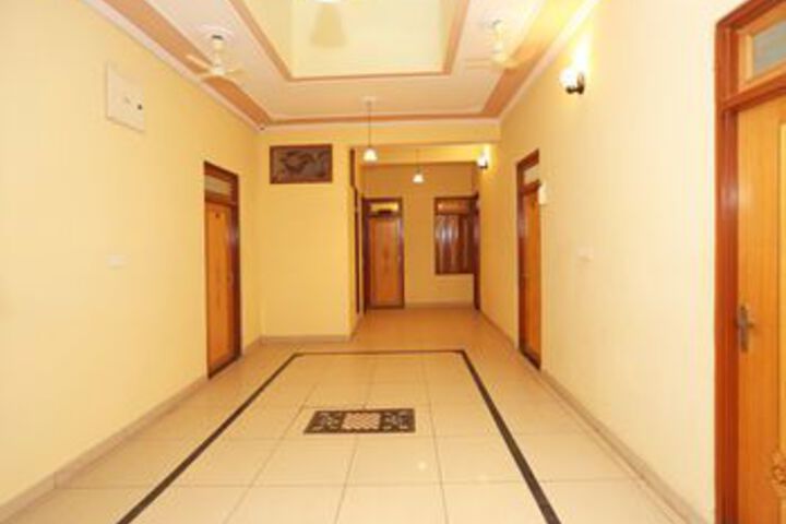 Ballroom/Hall 16 of 32