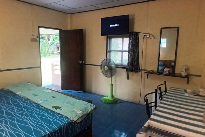 Room 38 of 104