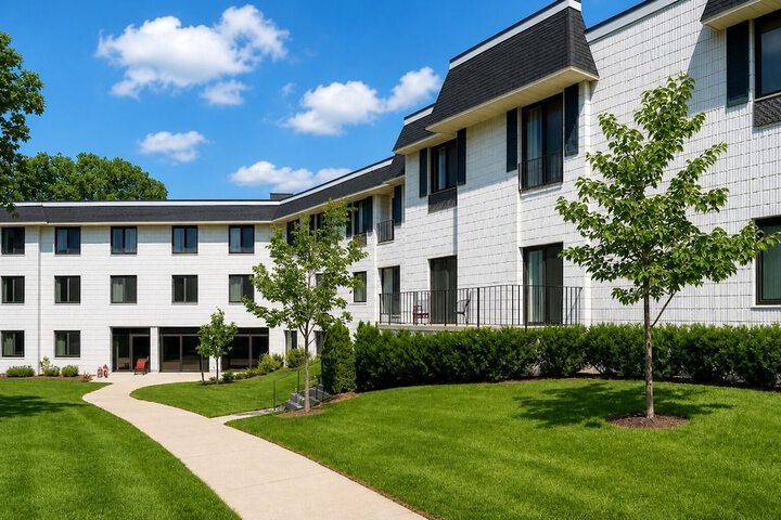Image of Chateau Royale Inn