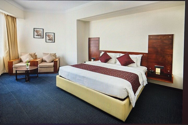 Room 26 of 69
