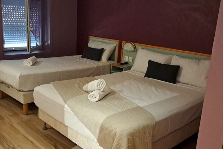 Room 7 of 44