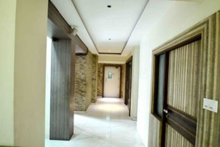 Ballroom/Hall 19 of 25