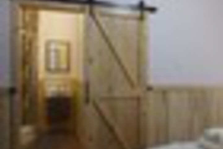 Room 83 of 117