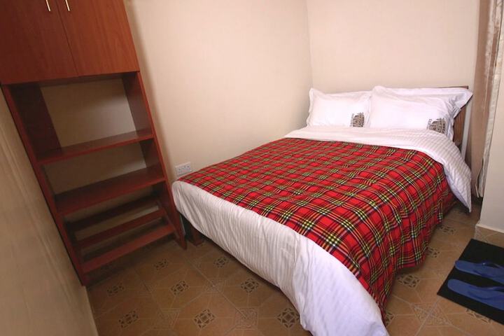 Room 2 of 34