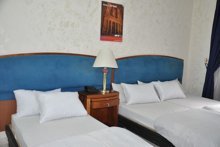 Room 8 of 42