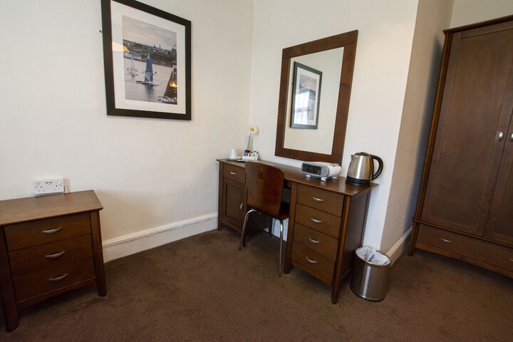 Room 19 of 64