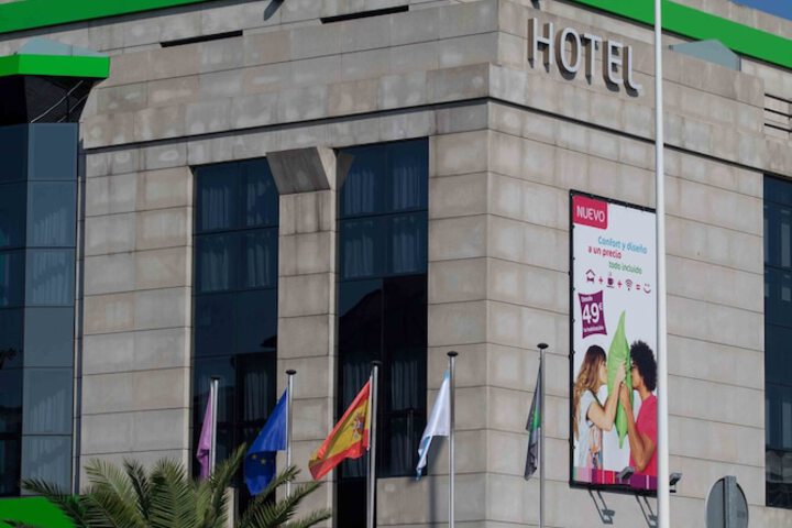 Hotel 66 of 72
