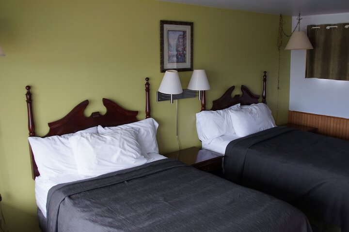 Room 7 of 27