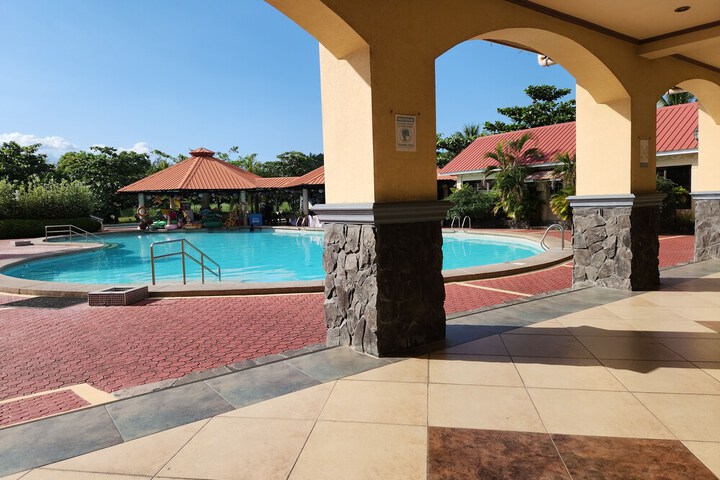 Hotel 175 of 199
