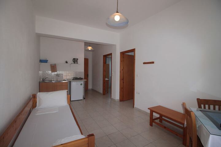 Room 5 of 71