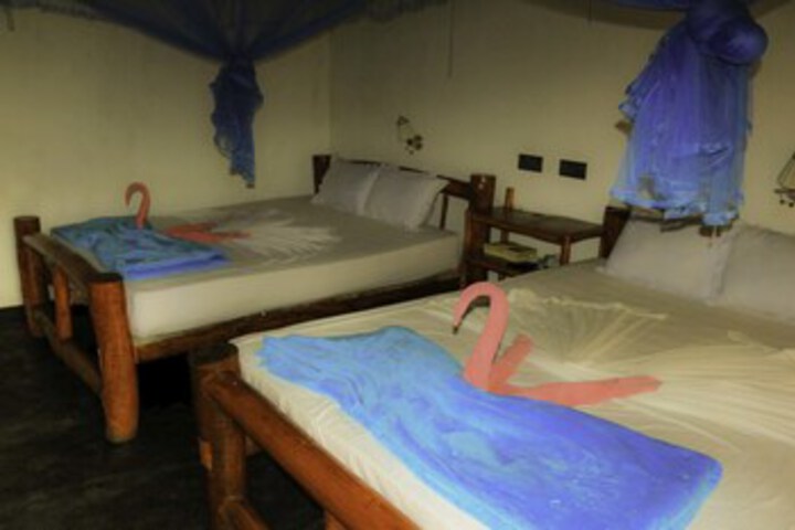 Room 6 of 15