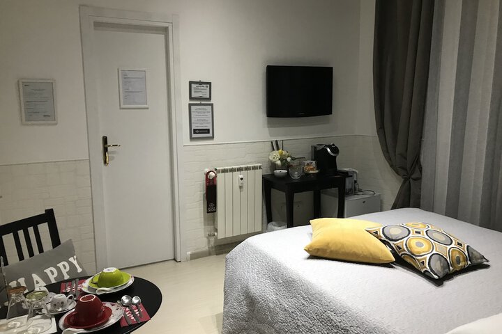 Room 13 of 32