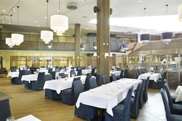 Ballroom/Hall 2 of 60