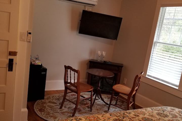 Room 21 of 39