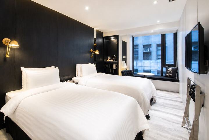 Room 31 of 59