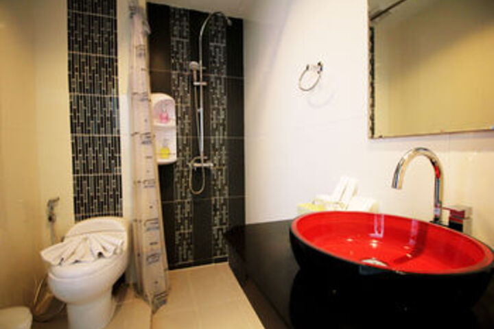 Room 4 of 35