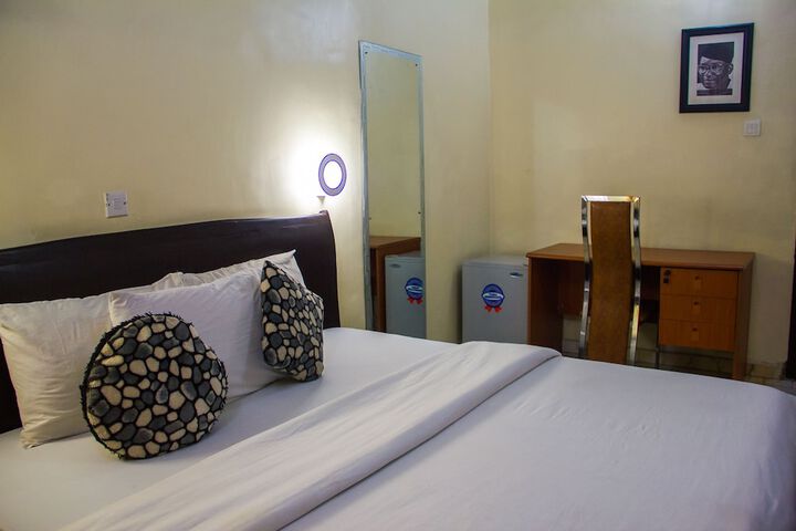 Room 19 of 58