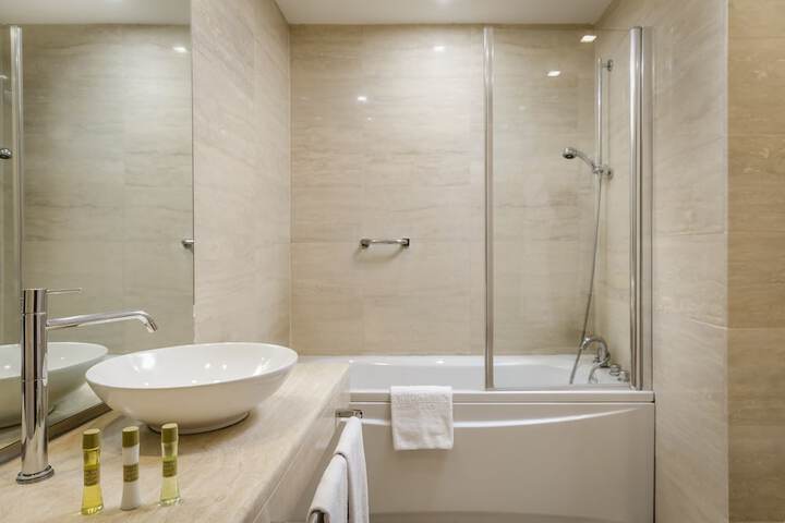 Bath Interior
