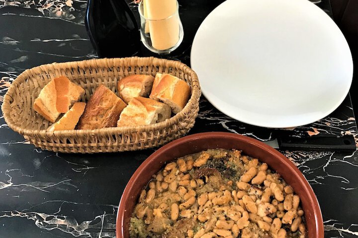 Dining 46 of 80