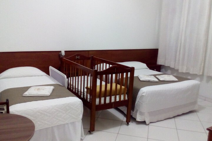 Room 12 of 48