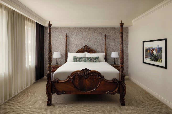 Room 41 of 104