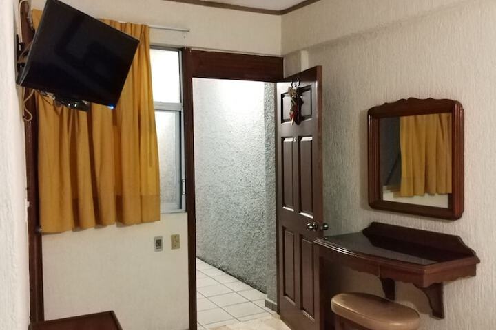 Room 20 of 90