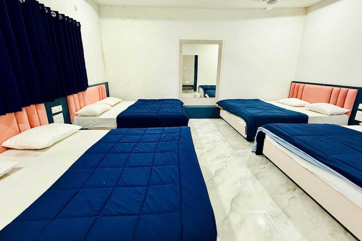 Room 70 of 101