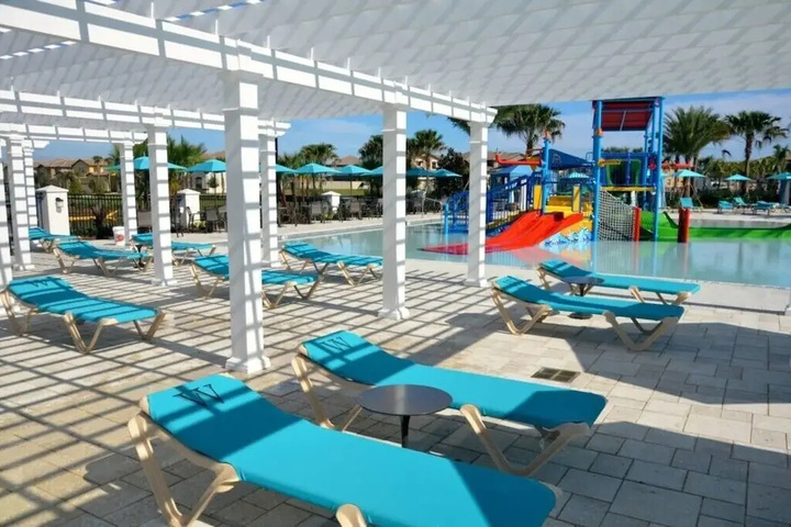 Pool 6 of 12