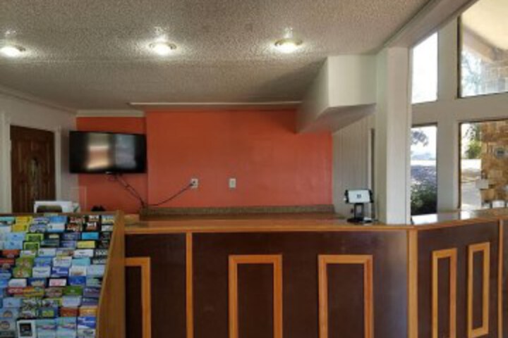 Suite 34 of 40