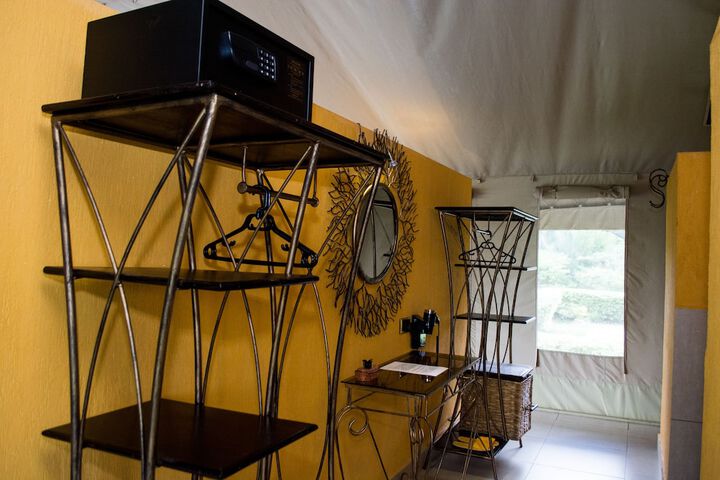 Room 9 of 44