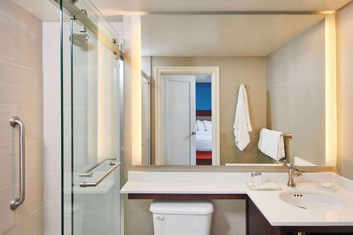 Bathroom shower