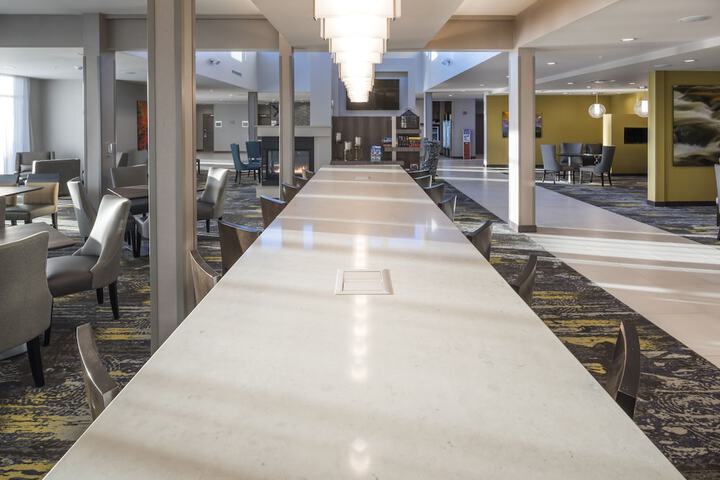 Breakfast area