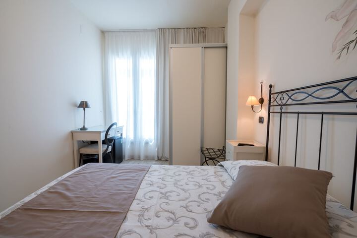Room 15 of 69