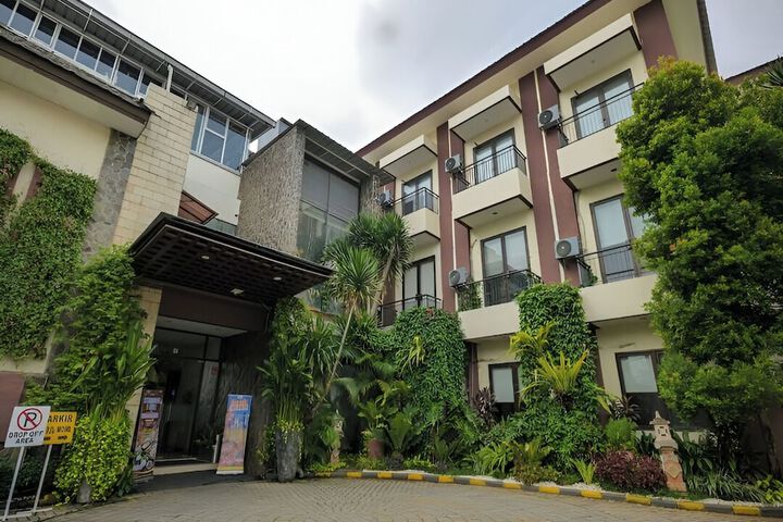 Hotel 84 of 85