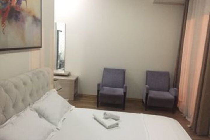 Room 25 of 52
