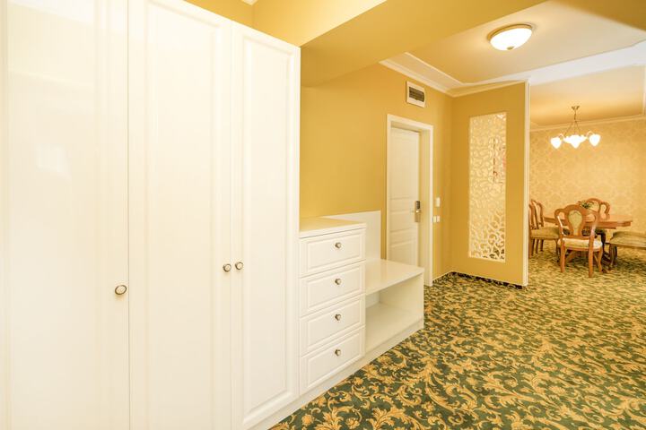 Room 22 of 39