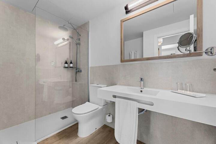 Bathroom Interior Photo