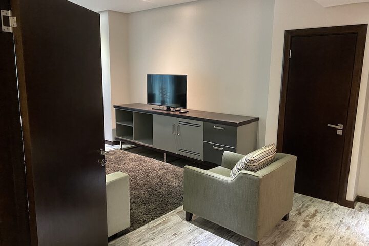Room 34 of 113