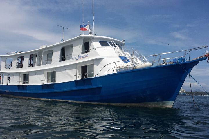 El Nido Ocean Suite Floating Hotel