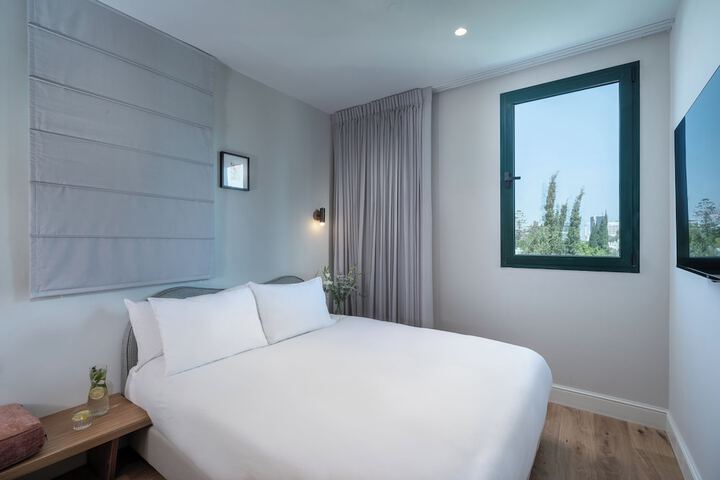 Room 20 of 72