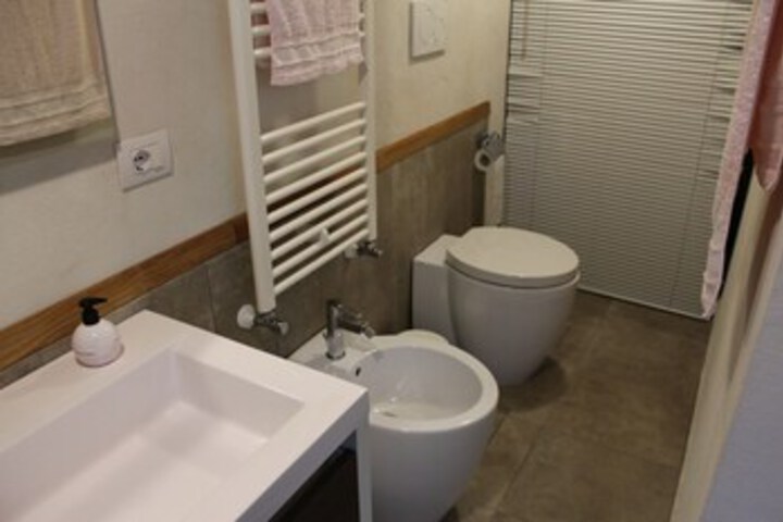 Room 3 of 21