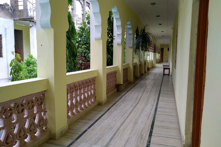 Hotel 33 of 45