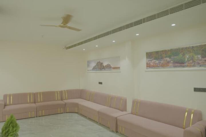 Hotel Interior 8 of 61