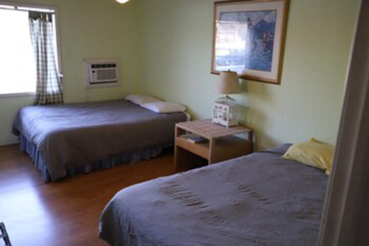 Room 19 of 38